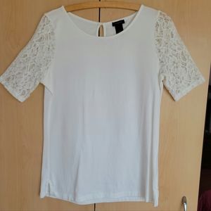 ANN TAYLOR white blouse with lace sleeves
